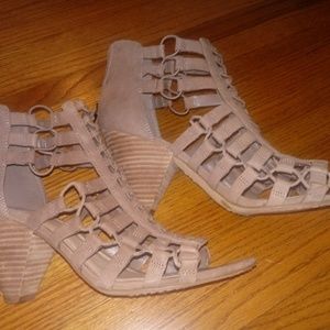 Vince Camuto Sandals